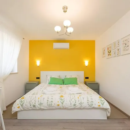 فيلة Luxurious Villa With Swimming Pool And Jacuzzi In Zminj *